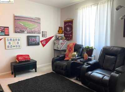 Home For Sale in Oakley, California