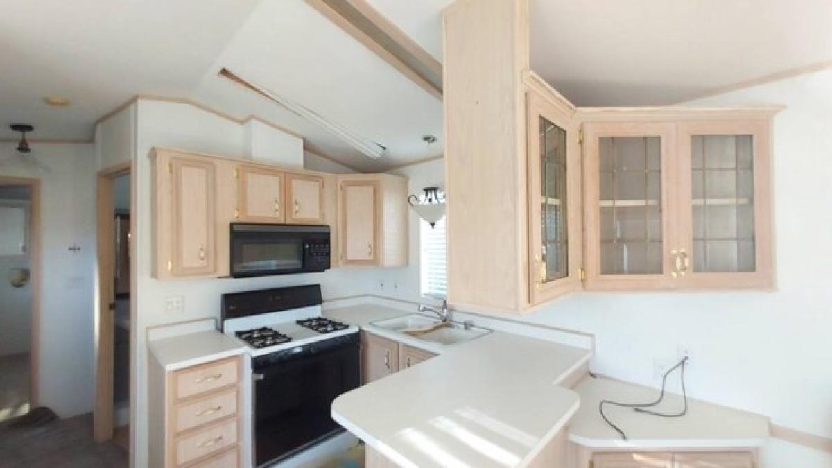 Picture of Home For Sale in Desert Hot Springs, California, United States