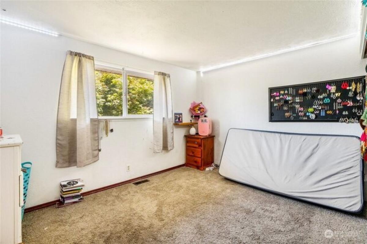 Picture of Home For Sale in Moses Lake, Washington, United States