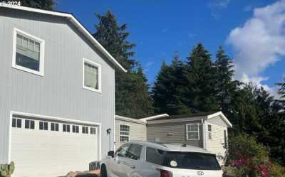 Home For Sale in Battle Ground, Washington