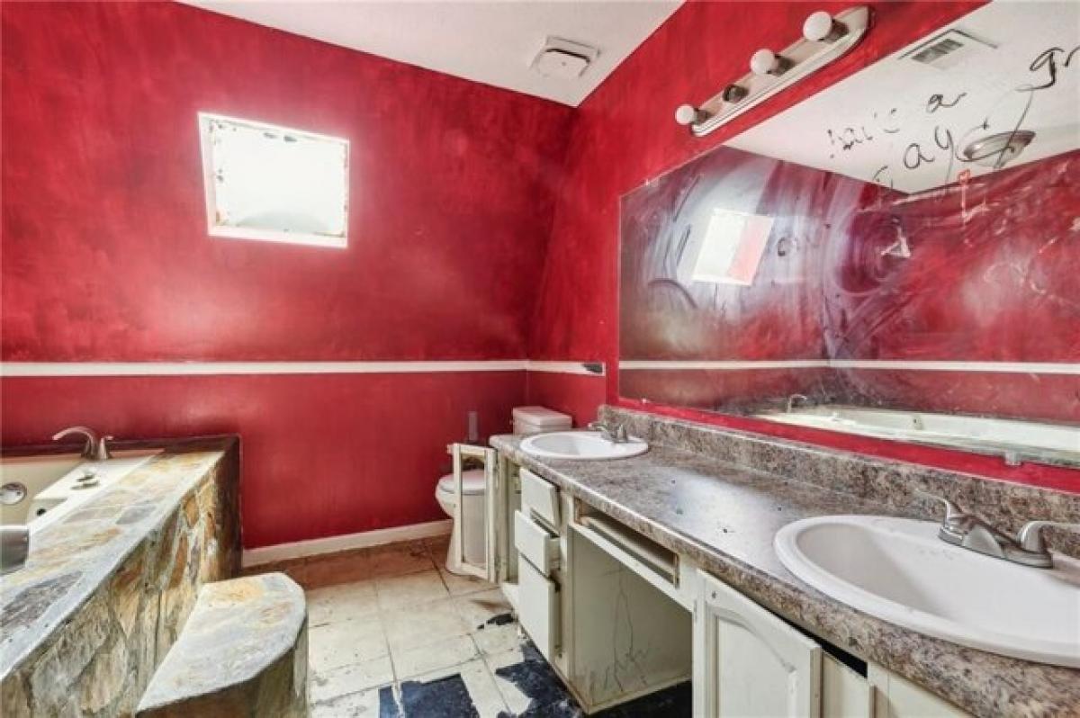 Picture of Home For Sale in Carrollton, Georgia, United States