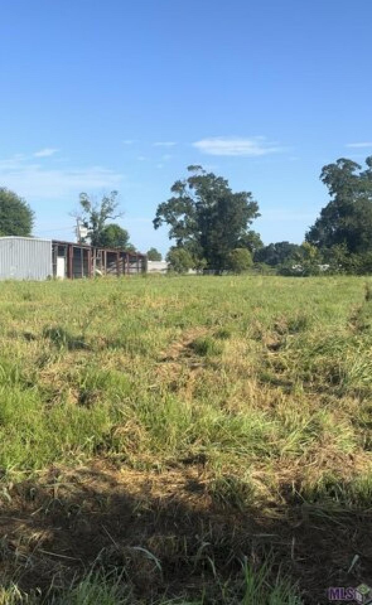 Picture of Residential Land For Sale in Plaquemine, Louisiana, United States