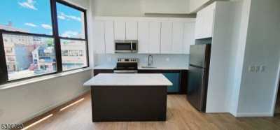 Apartment For Rent in 