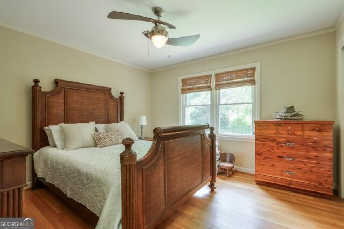 Picture of Home For Sale in Sandy Springs, Georgia, United States