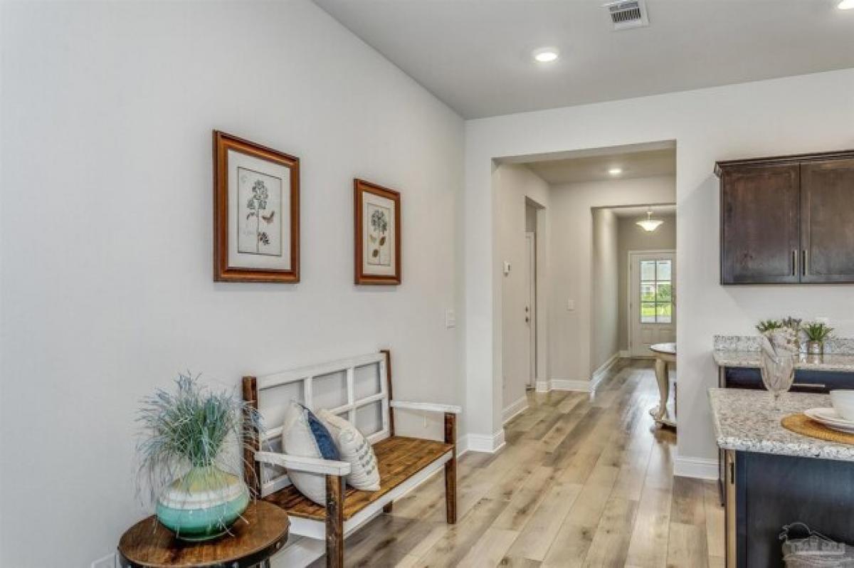 Picture of Home For Sale in Cantonment, Florida, United States