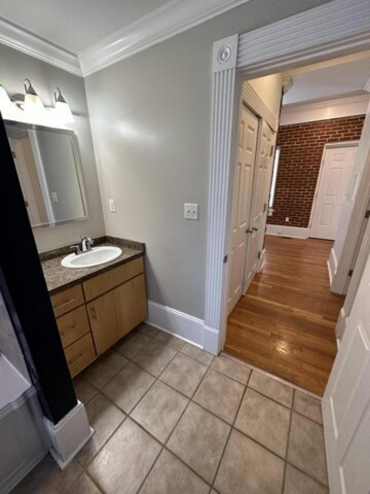 Picture of Home For Rent in Lexington, Kentucky, United States