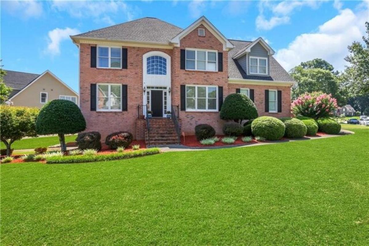 Picture of Home For Sale in Lilburn, Georgia, United States