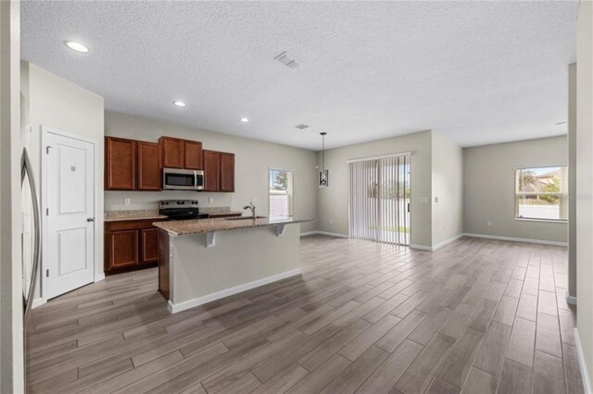 Picture of Home For Sale in Haines City, Florida, United States