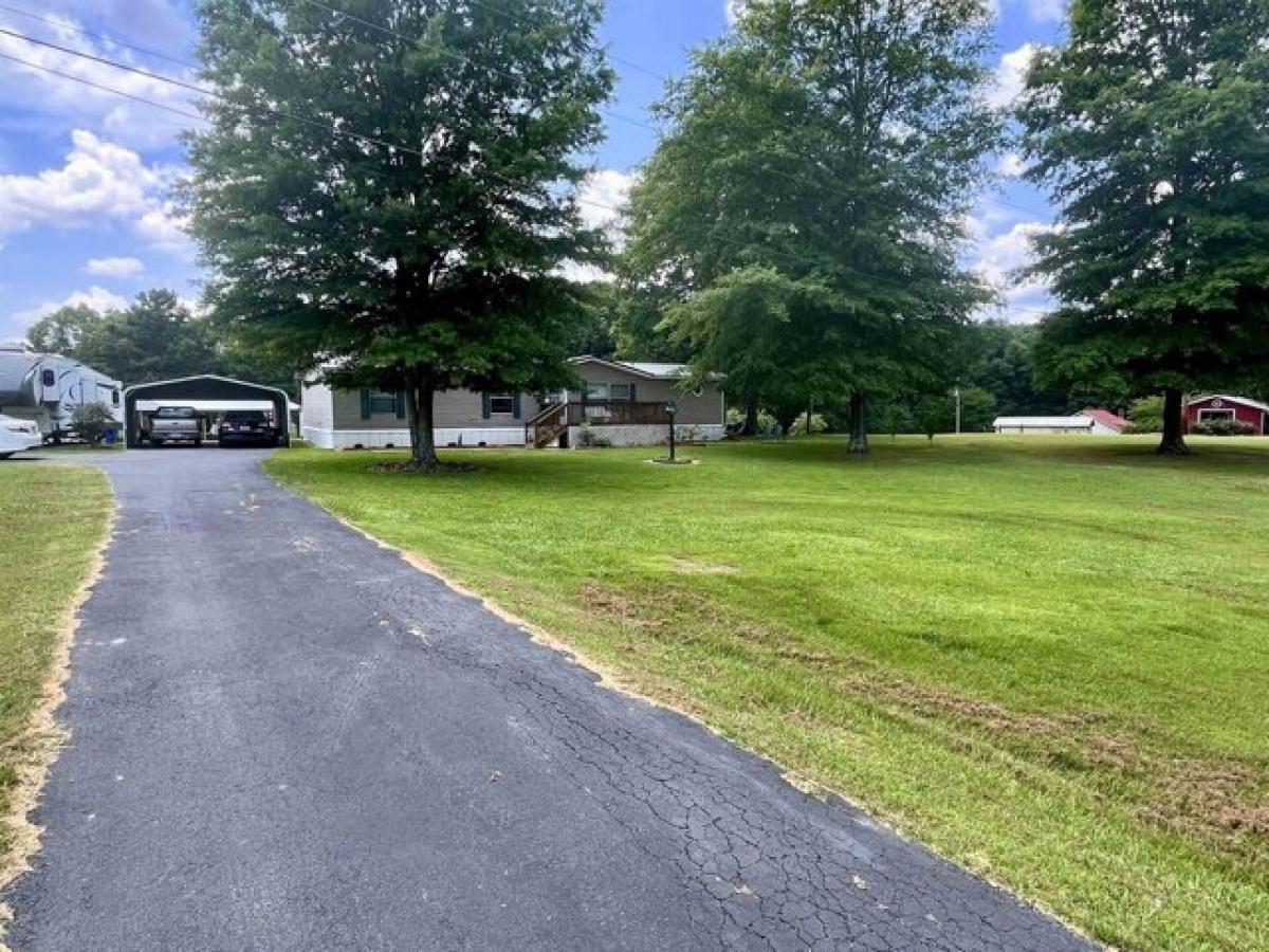 Picture of Home For Sale in Cullman, Alabama, United States