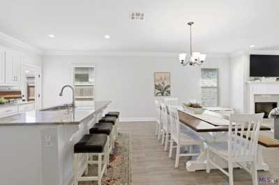 Home For Sale in Prairieville, Louisiana