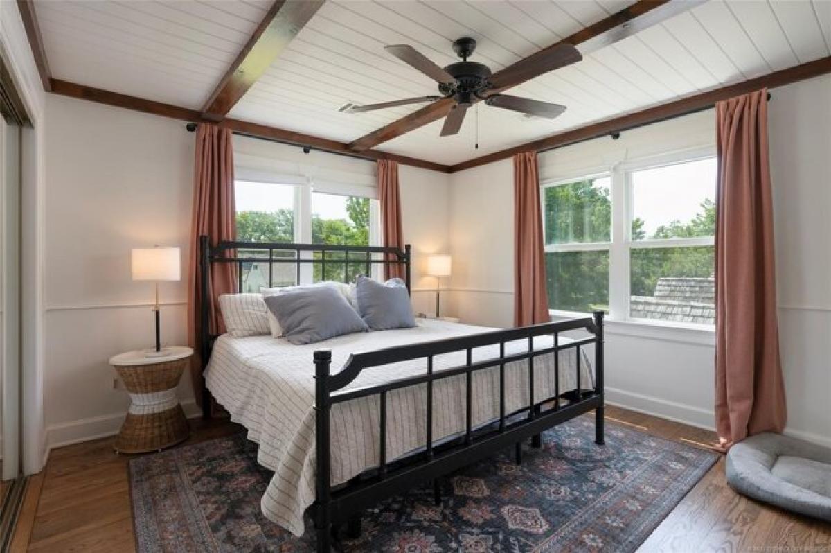 Picture of Home For Sale in Bartlesville, Oklahoma, United States