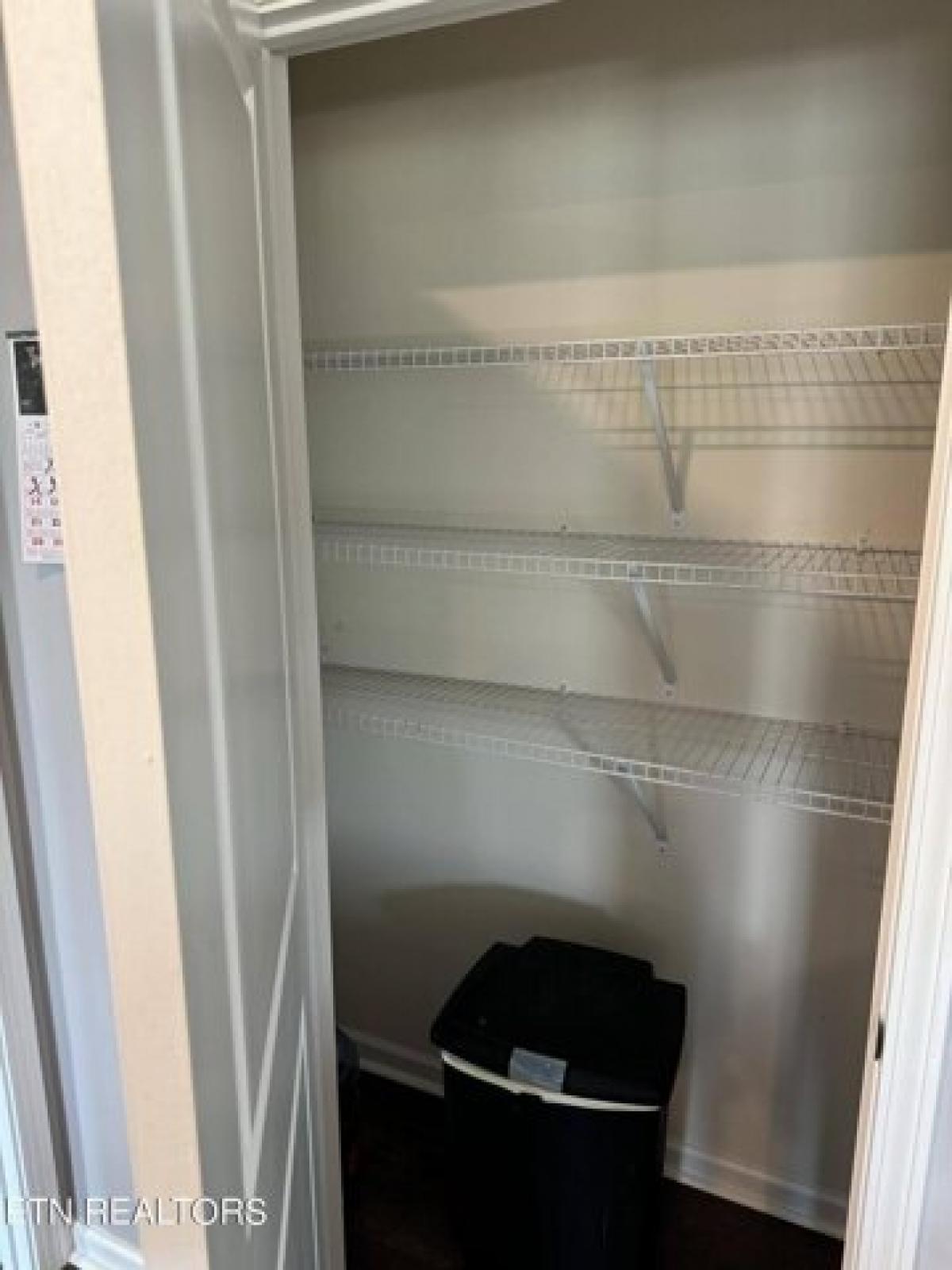 Picture of Home For Sale in Dandridge, Tennessee, United States