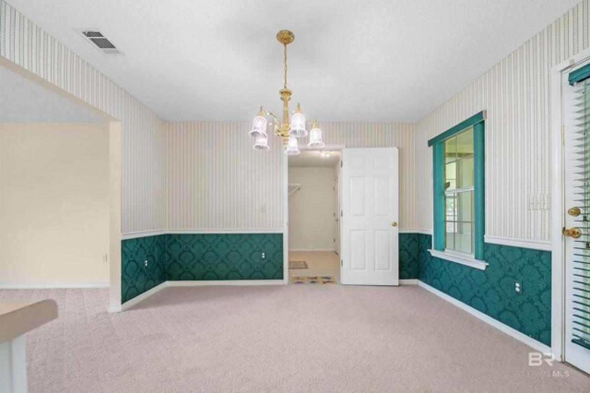 Picture of Home For Sale in Foley, Alabama, United States