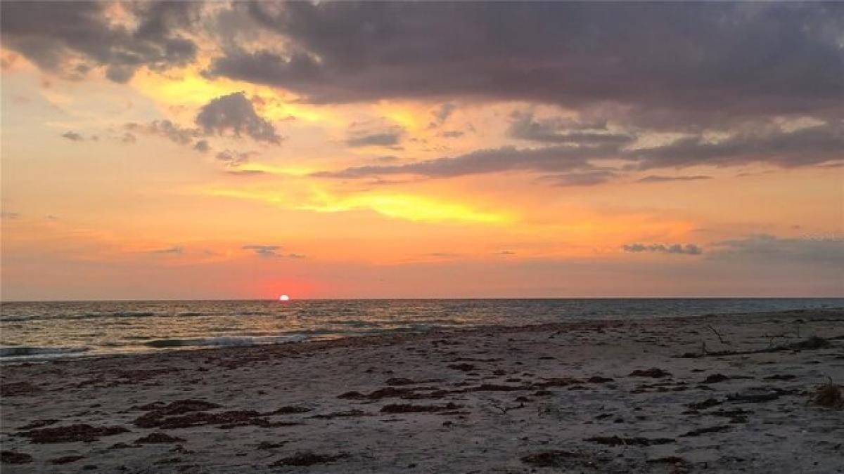 Picture of Home For Sale in Englewood, Florida, United States