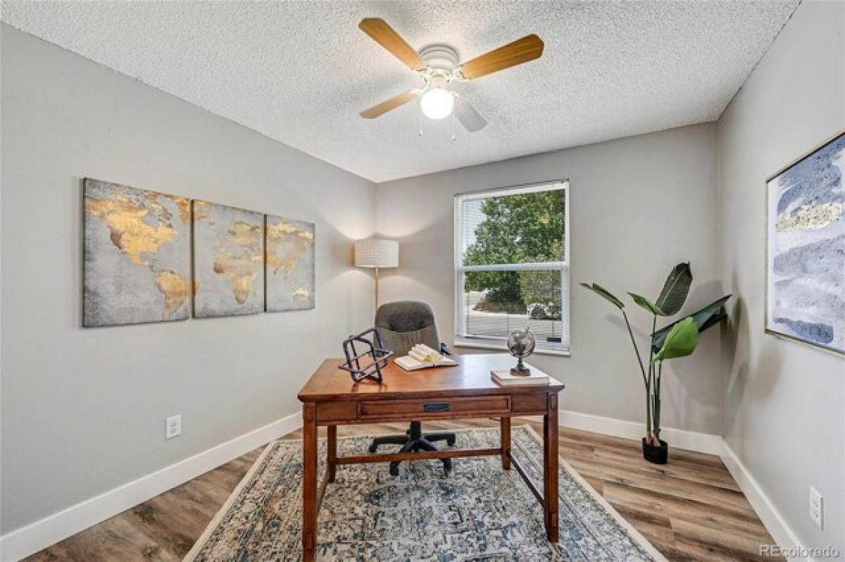 Picture of Home For Sale in Centennial, Colorado, United States