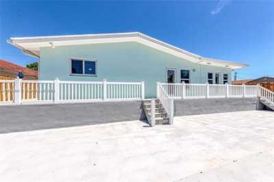 Home For Rent in Dania Beach, Florida