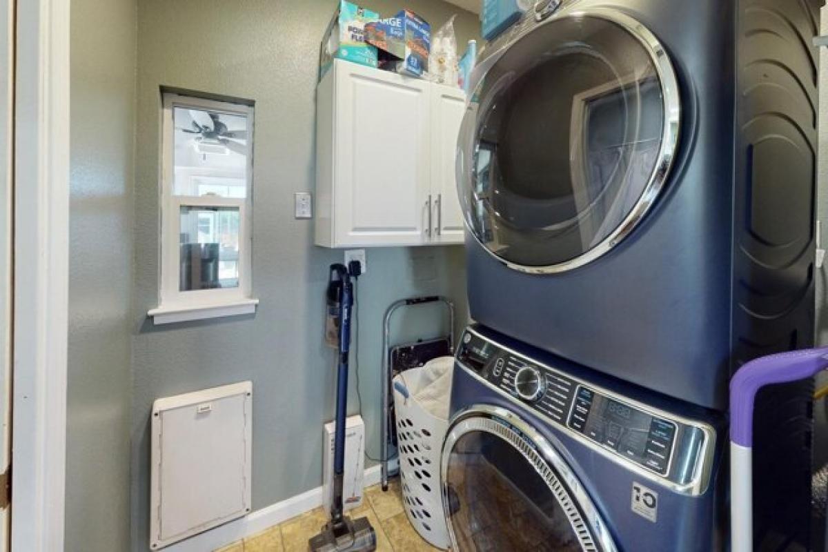 Picture of Home For Sale in Yuba City, California, United States