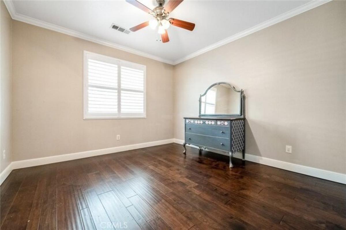 Picture of Home For Sale in Visalia, California, United States