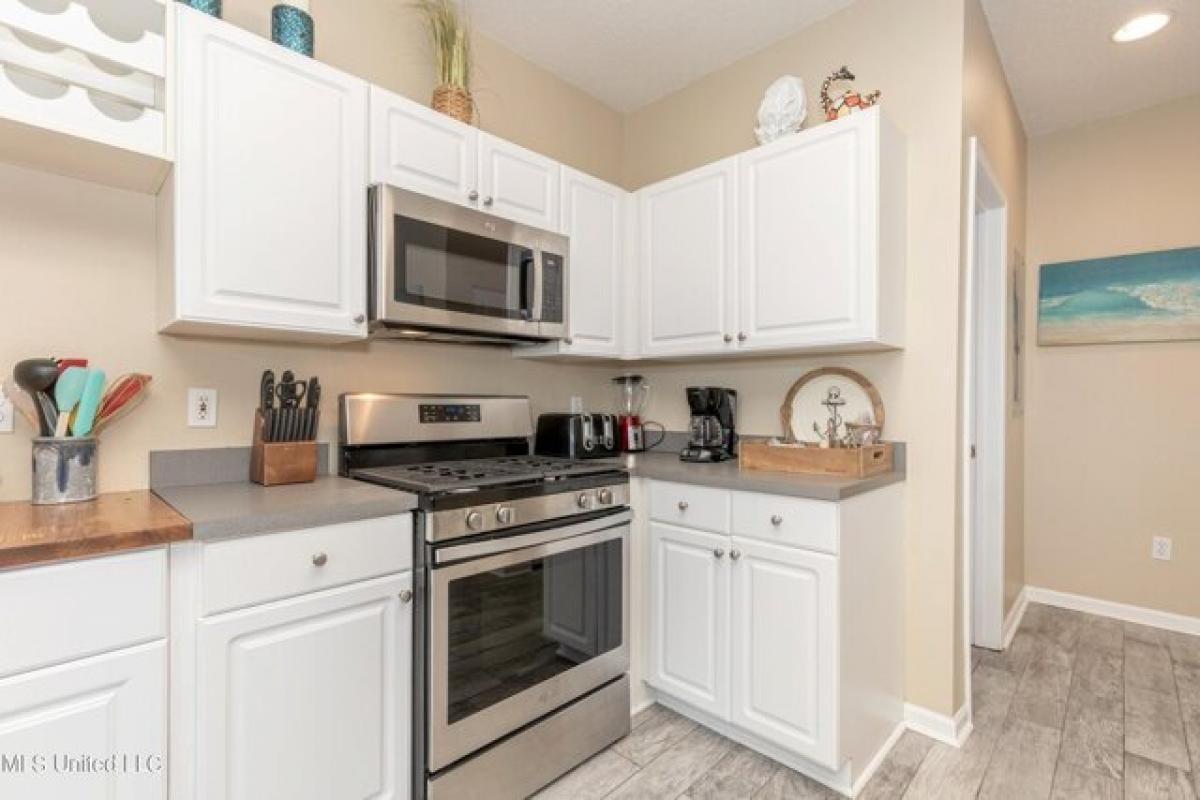 Picture of Home For Sale in Gulfport, Mississippi, United States