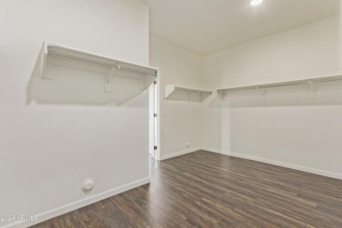 Picture of Home For Sale in Buckeye, Arizona, United States