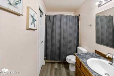 Home For Sale in Anchorage, Alaska