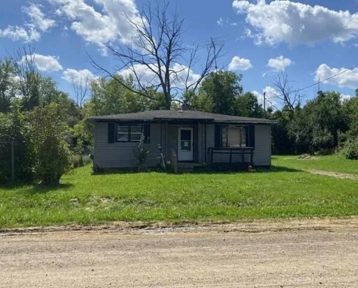 Picture of Home For Sale in Flint, Michigan, United States