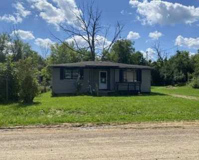 Home For Sale in Flint, Michigan