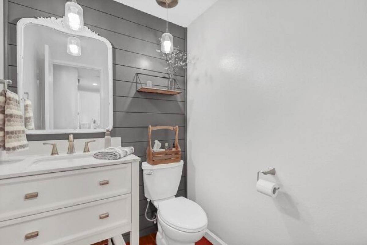 Picture of Home For Sale in Palm Desert, California, United States