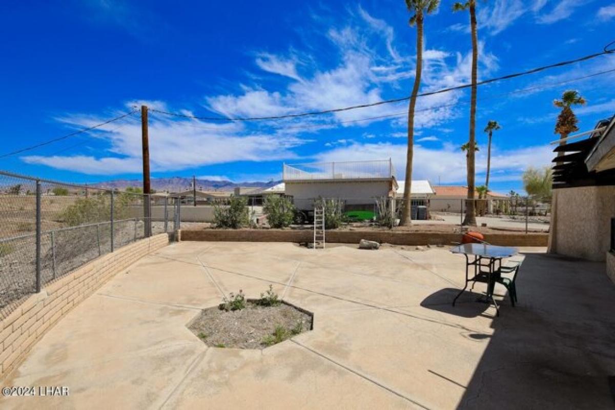 Picture of Home For Sale in Lake Havasu City, Arizona, United States