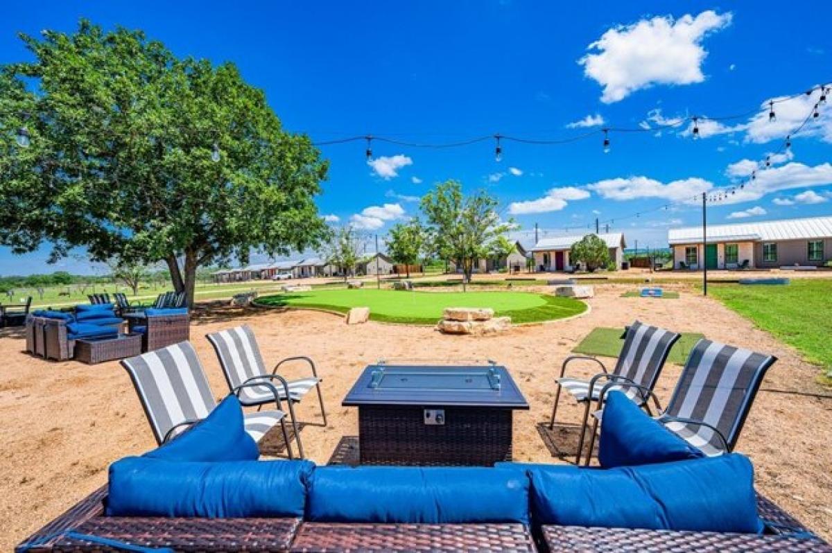 Picture of Home For Sale in Fredericksburg, Texas, United States