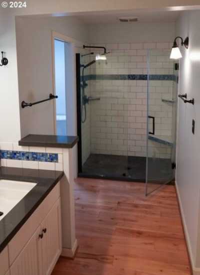 Home For Sale in Lake Oswego, Oregon