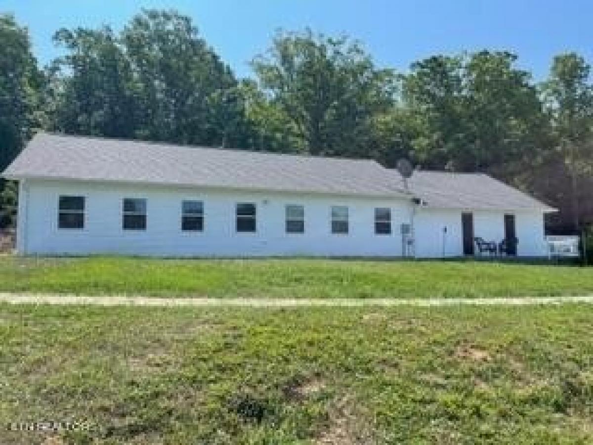Picture of Home For Sale in Ten Mile, Tennessee, United States