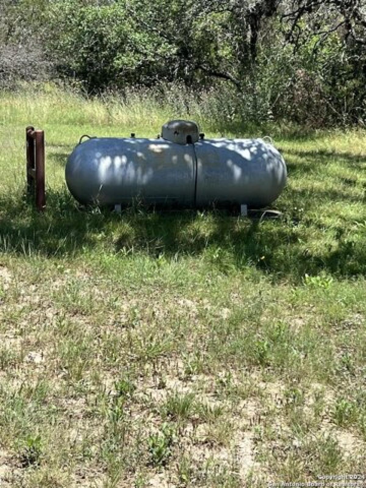Picture of Residential Land For Sale in Fredericksburg, Texas, United States