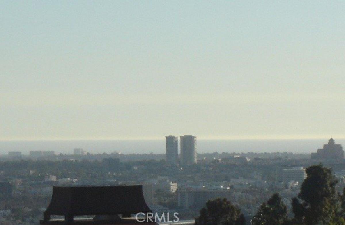 Picture of Residential Land For Sale in Los Angeles, California, United States