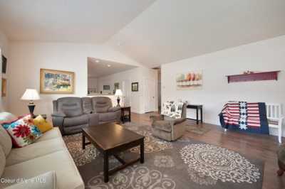 Home For Sale in Hayden, Idaho