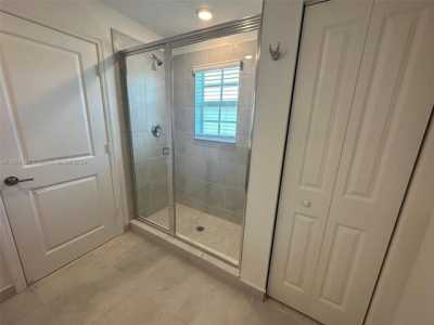 Home For Rent in Lake Worth, Florida