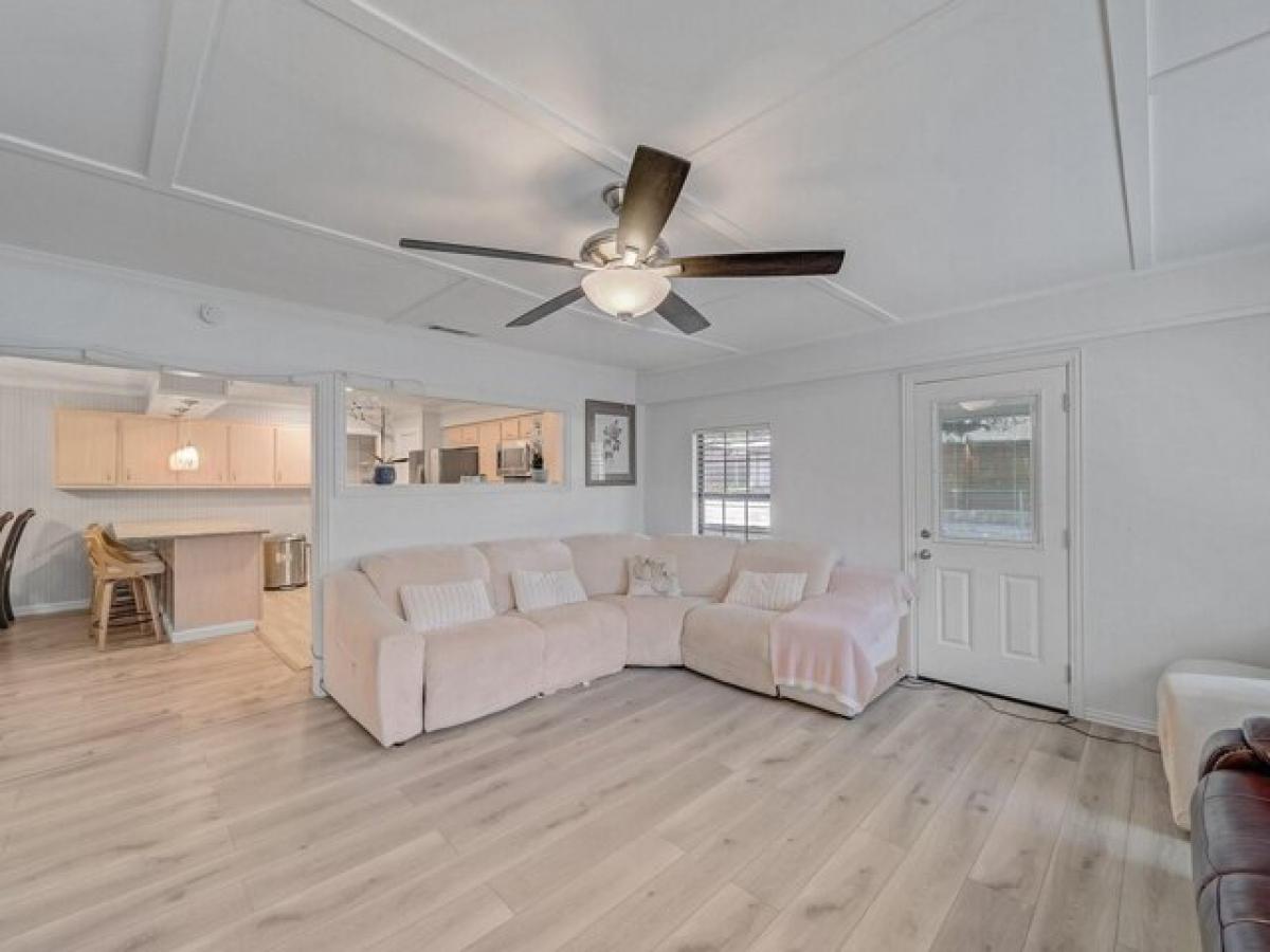 Picture of Home For Sale in Mesquite, Texas, United States