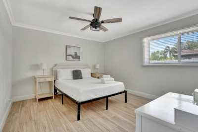 Home For Sale in Deerfield Beach, Florida