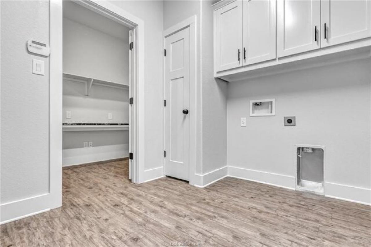 Picture of Home For Sale in Bryan, Texas, United States