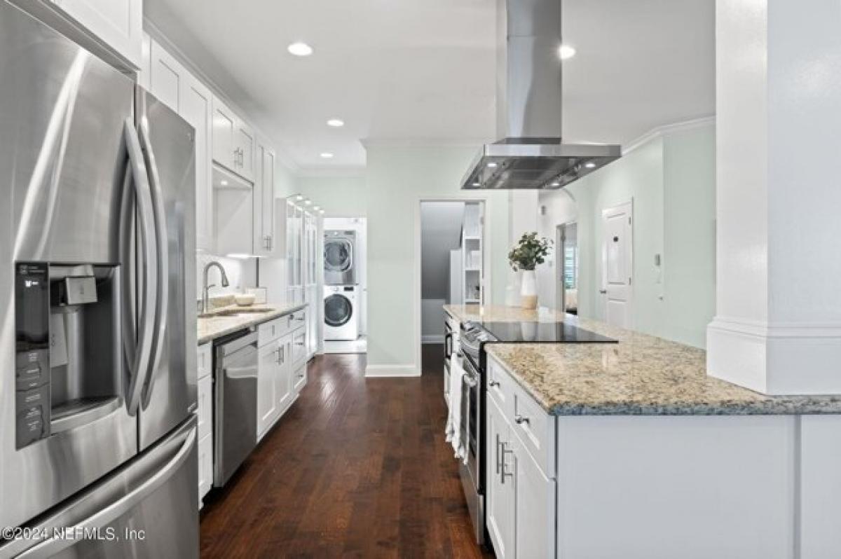 Picture of Home For Sale in Jacksonville Beach, Florida, United States