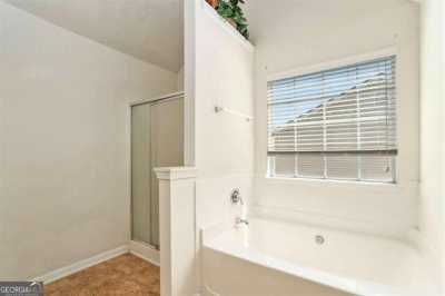 Home For Sale in Fairburn, Georgia