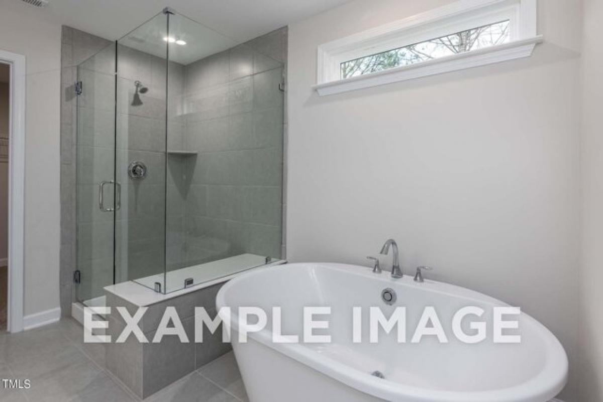 Picture of Home For Sale in Knightdale, North Carolina, United States