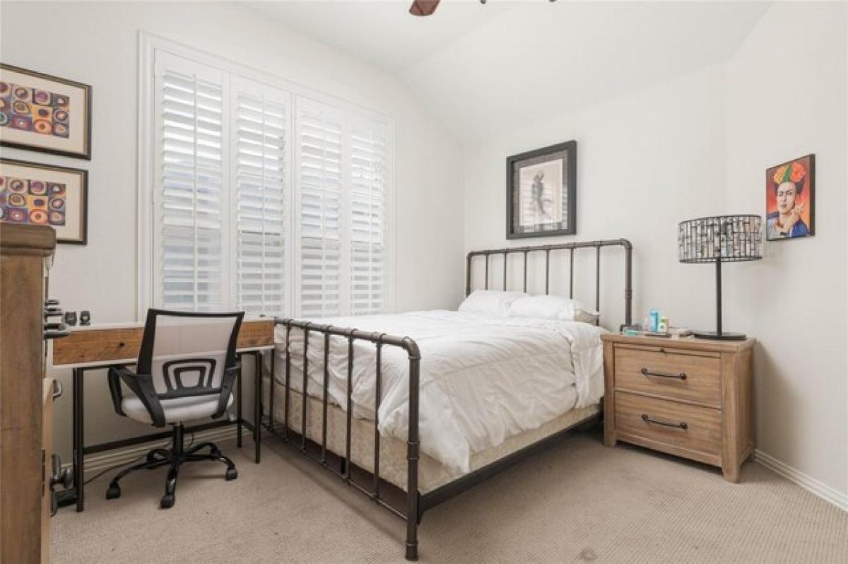 Picture of Home For Sale in Irving, Texas, United States