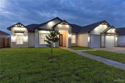 Home For Sale in Weslaco, Texas