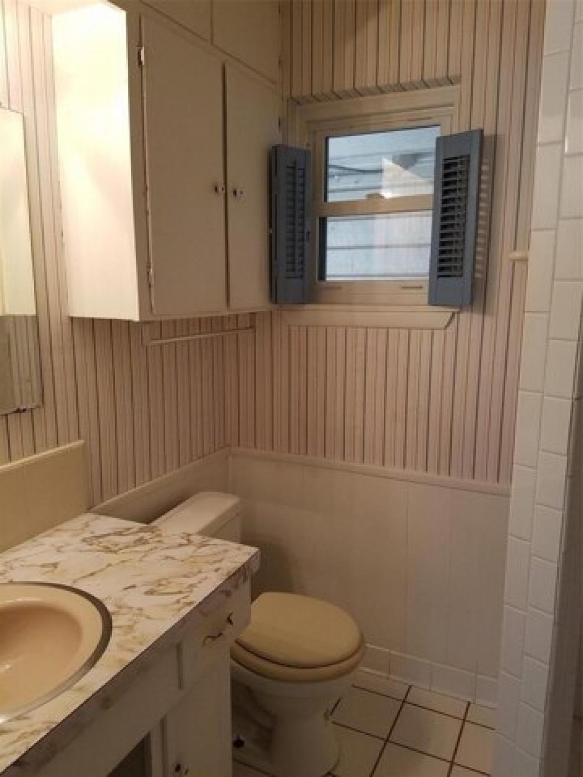 Picture of Home For Sale in Denison, Texas, United States