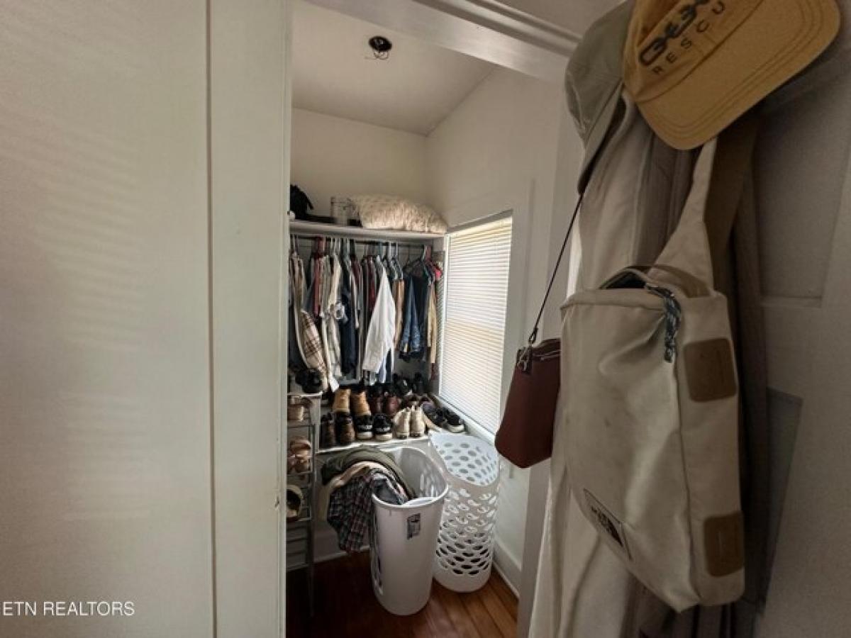 Picture of Home For Sale in Maryville, Tennessee, United States