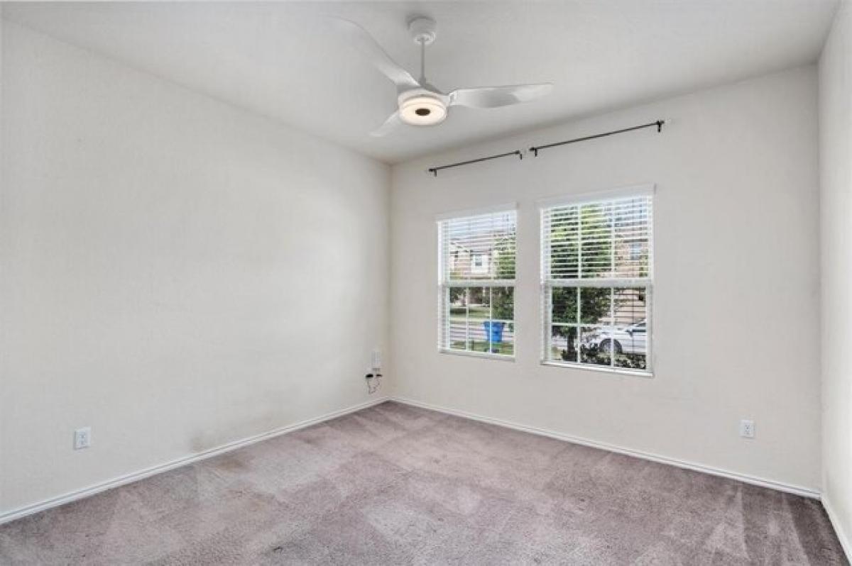 Picture of Home For Sale in Pflugerville, Texas, United States