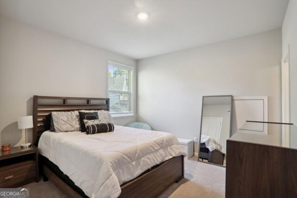 Picture of Home For Sale in Kennesaw, Georgia, United States