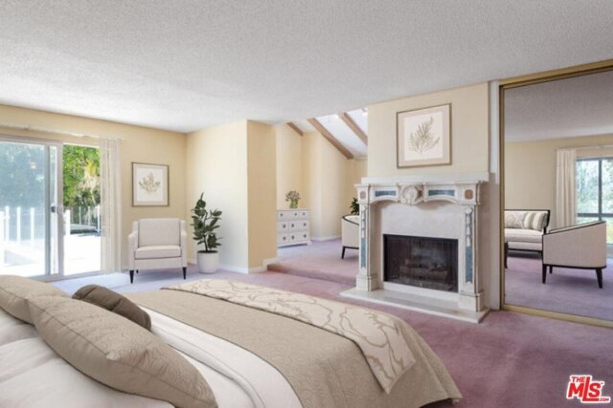 Picture of Home For Sale in Beverly Hills, California, United States