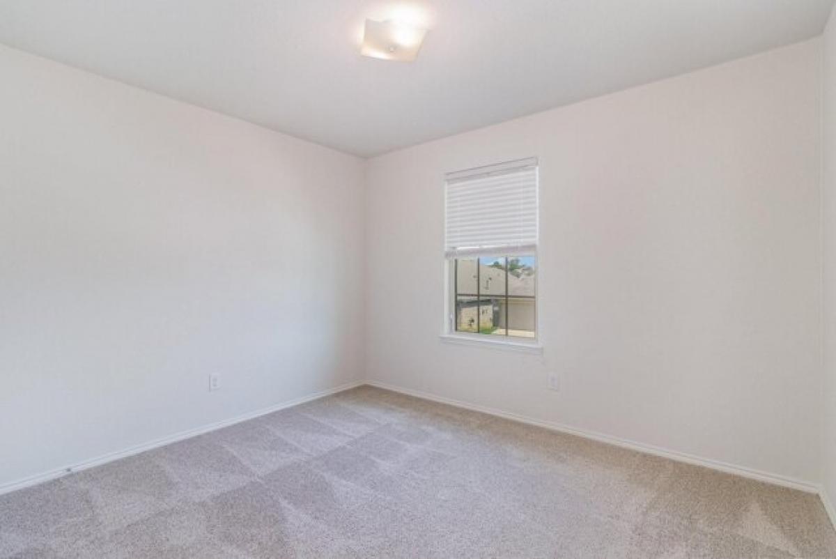 Picture of Home For Sale in Little Elm, Texas, United States